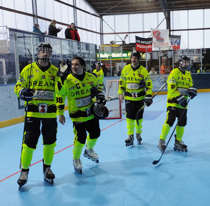 Patriots übernehmen Tabellenführung